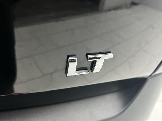 used 2021 Chevrolet Traverse car, priced at $22,254