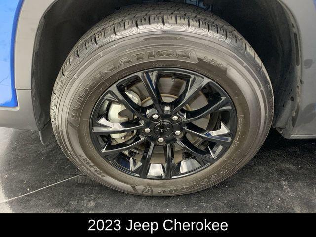 used 2023 Jeep Cherokee car, priced at $28,500
