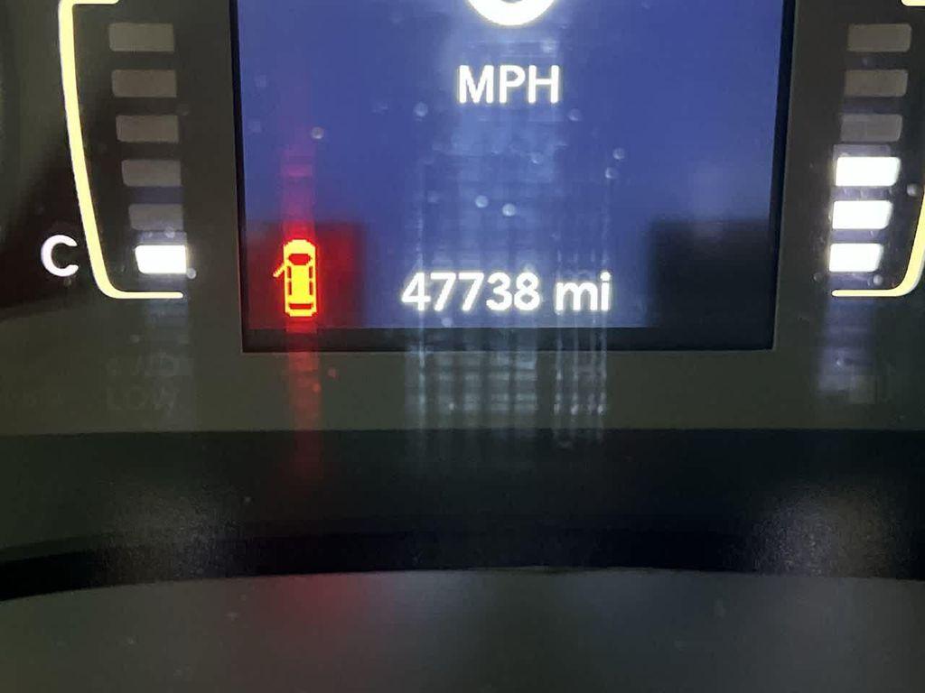 used 2019 Jeep Cherokee car, priced at $13,714