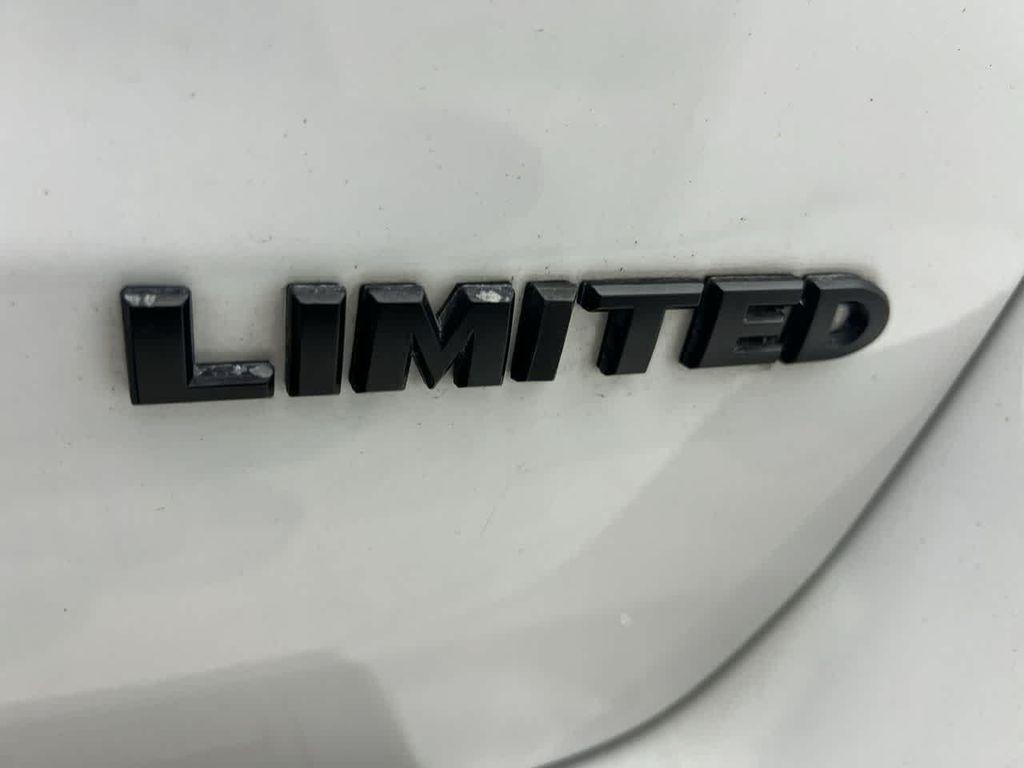 used 2020 Jeep Grand Cherokee car, priced at $22,777