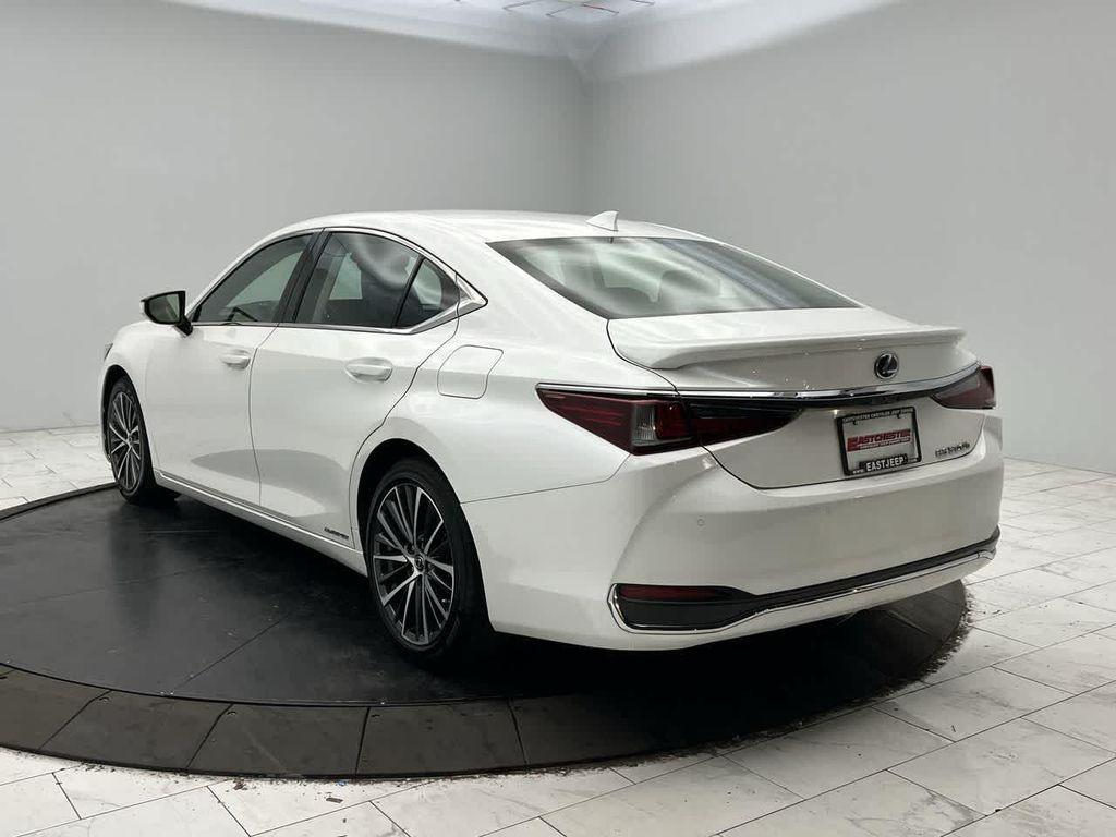 used 2022 Lexus ES 300h car, priced at $31,885