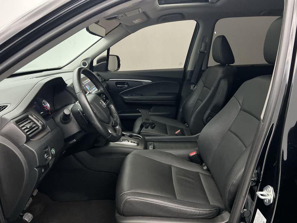 used 2022 Honda Pilot car, priced at $29,966