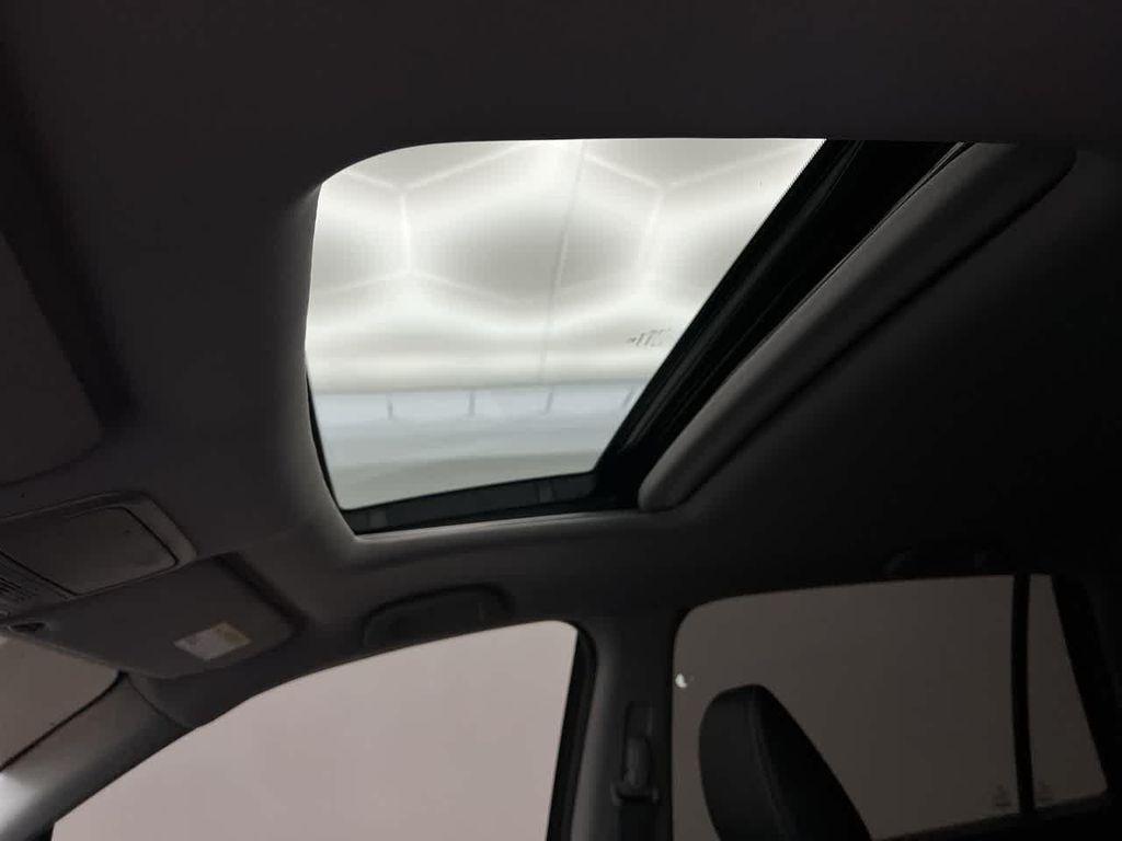 used 2022 Honda Pilot car, priced at $29,966