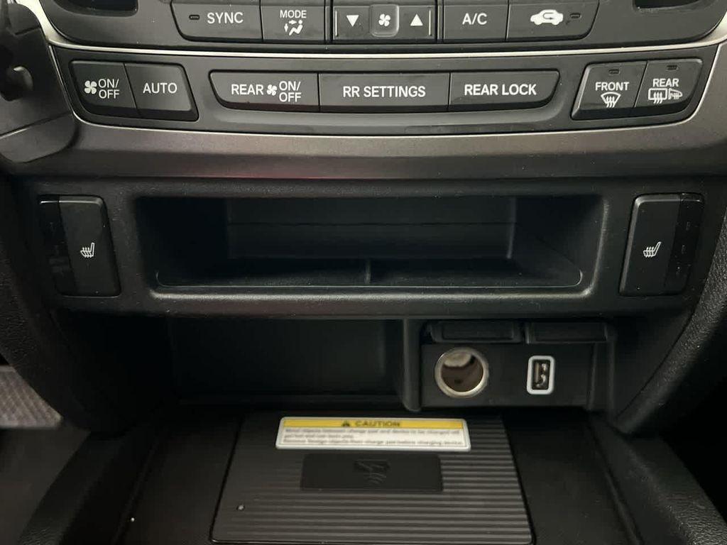 used 2022 Honda Pilot car, priced at $29,966