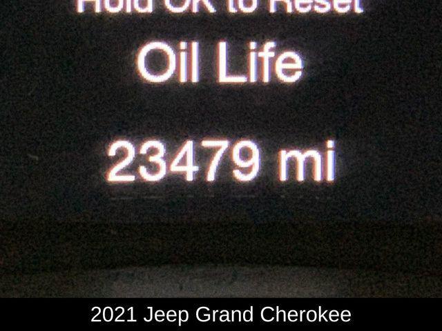 used 2021 Jeep Grand Cherokee car, priced at $28,400