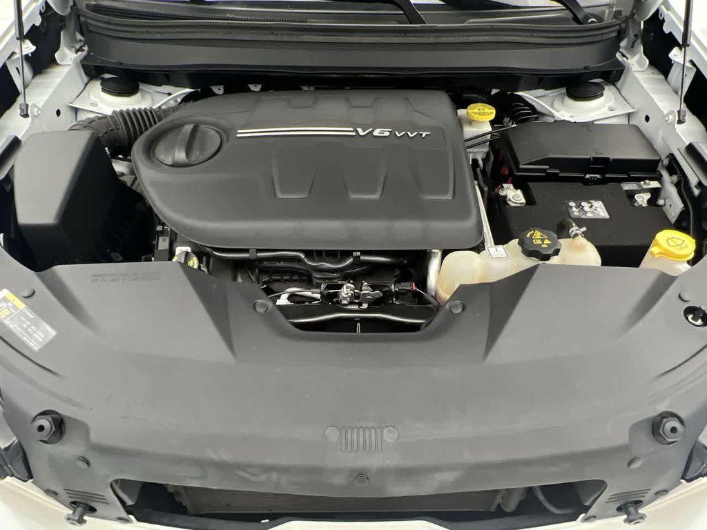used 2021 Jeep Cherokee car, priced at $23,493