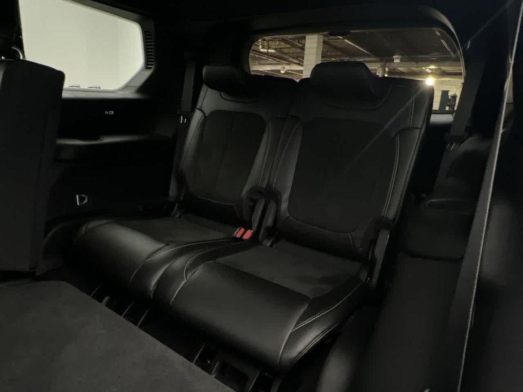 used 2025 Jeep Grand Cherokee L car, priced at $44,978