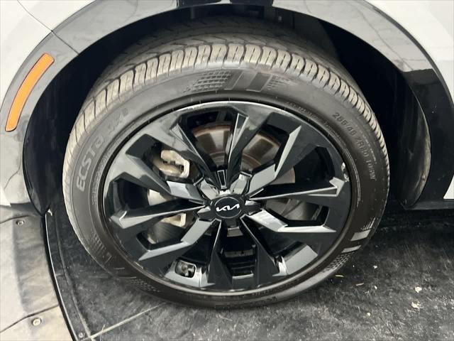used 2023 Kia Sorento car, priced at $32,499