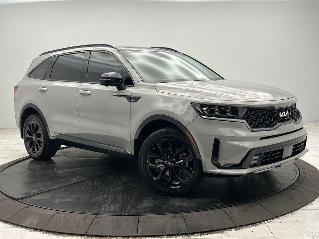 used 2023 Kia Sorento car, priced at $32,042