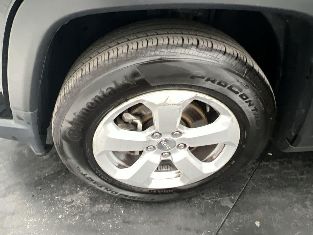 used 2020 Jeep Compass car, priced at $16,492