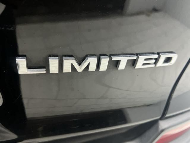 used 2020 Jeep Cherokee car, priced at $15,885