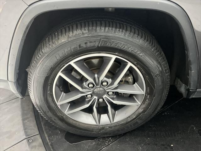 used 2021 Jeep Grand Cherokee car, priced at $24,888