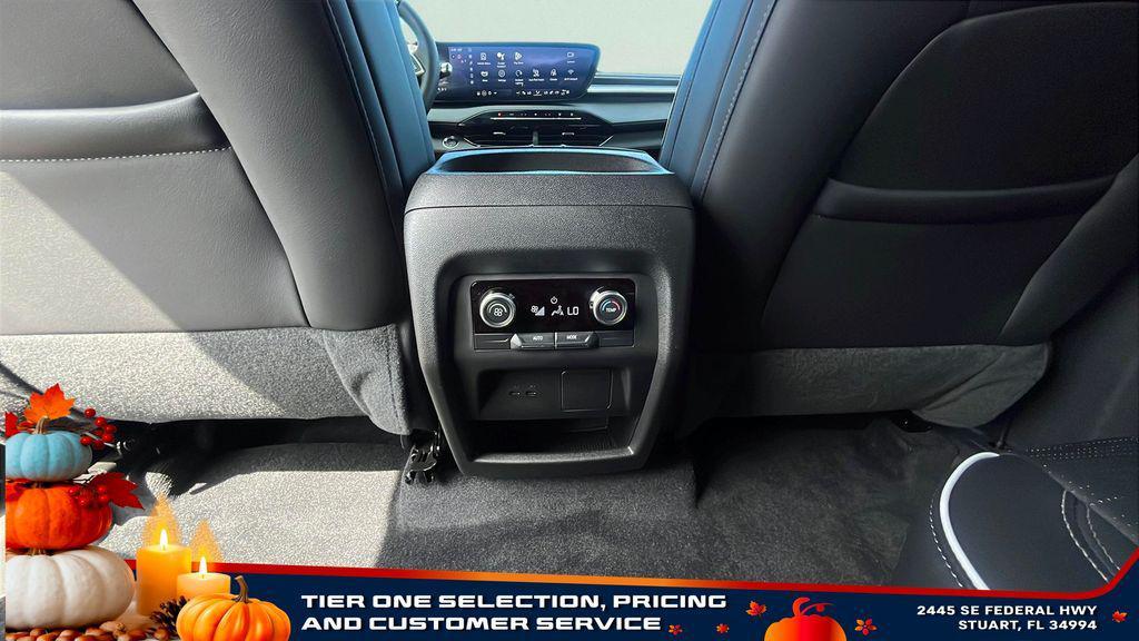 new 2025 Buick Enclave car, priced at $45,320