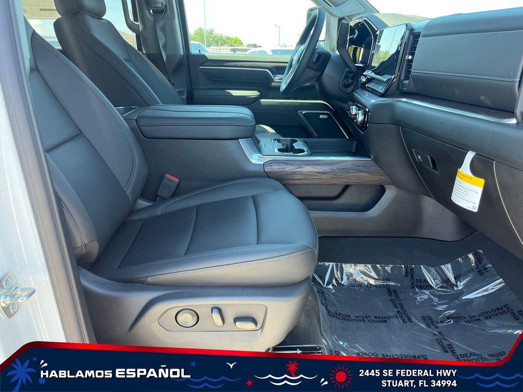 new 2025 GMC Sierra 2500 car, priced at $78,389