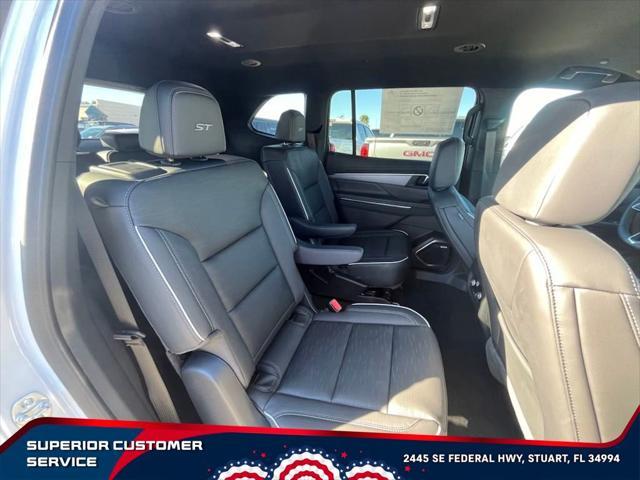 new 2025 Buick Enclave car, priced at $47,919