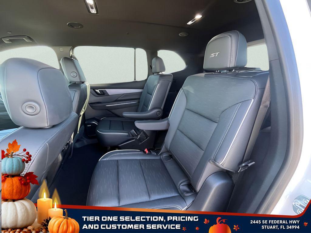 new 2025 Buick Enclave car, priced at $45,920