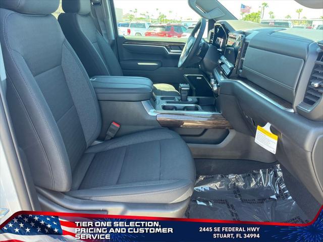 new 2025 GMC Sierra 1500 car, priced at $42,313