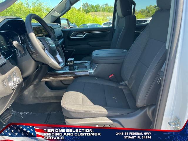 new 2025 GMC Sierra 1500 car, priced at $42,313