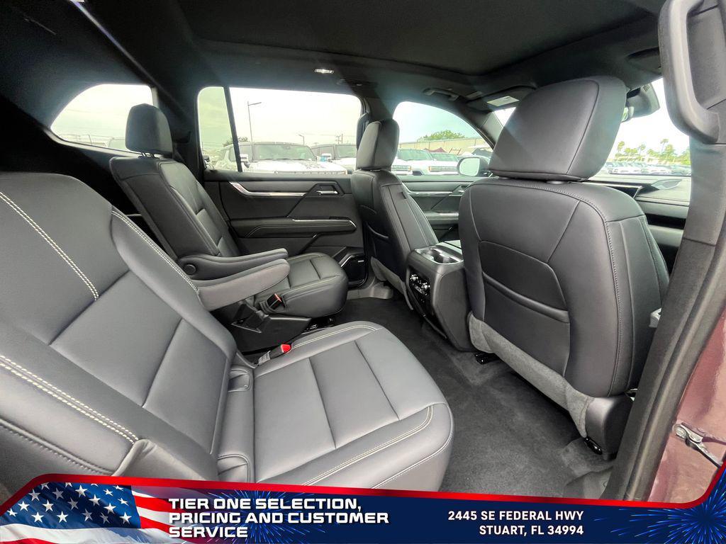 used 2024 GMC Acadia car, priced at $39,919