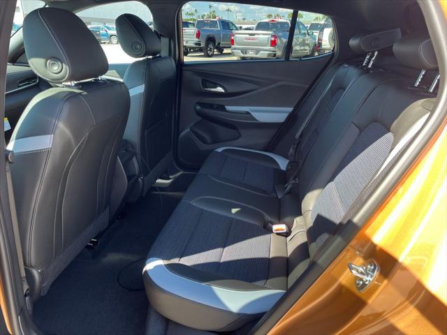 new 2025 Buick Envista car, priced at $27,305