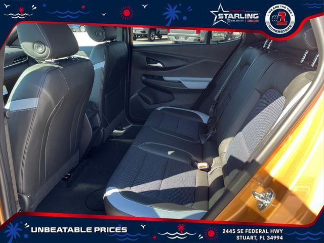 new 2025 Buick Envista car, priced at $26,555
