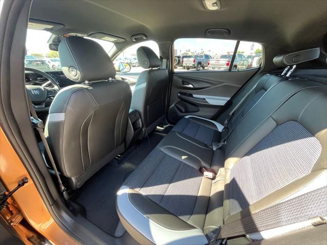 new 2025 Buick Envista car, priced at $27,305