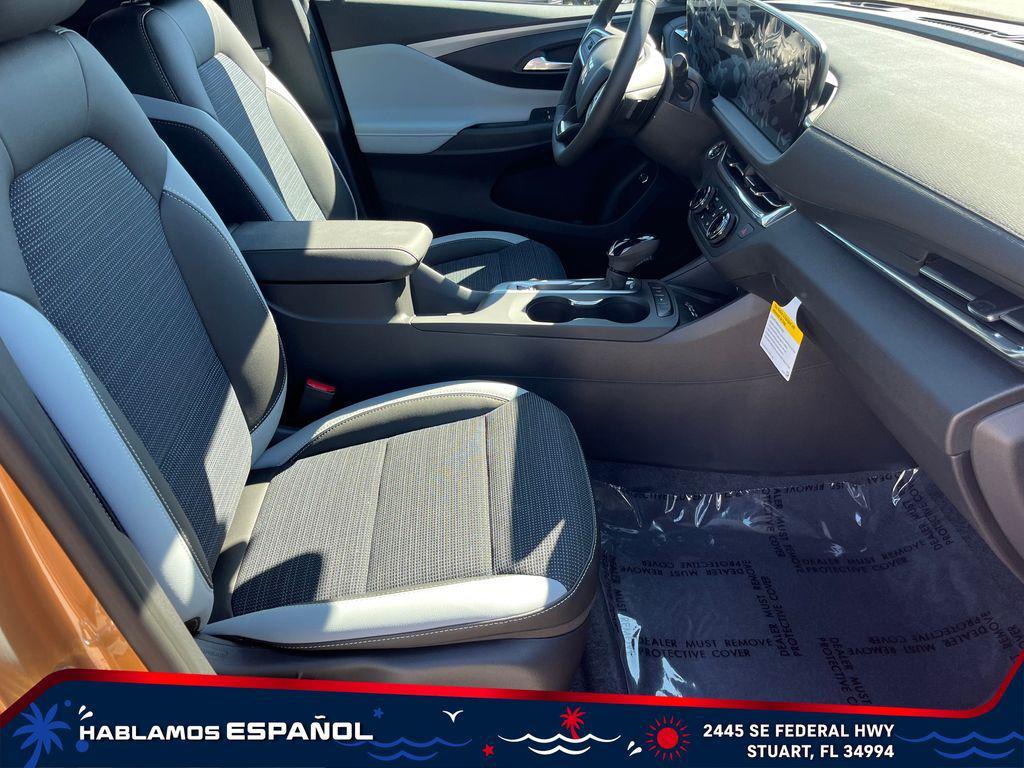 new 2025 Buick Envista car, priced at $24,025
