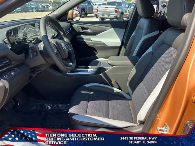 new 2025 Buick Envista car, priced at $26,555