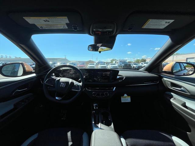 new 2025 Buick Envista car, priced at $27,305