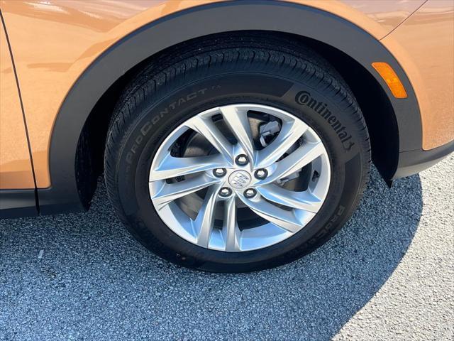 new 2025 Buick Envista car, priced at $27,305