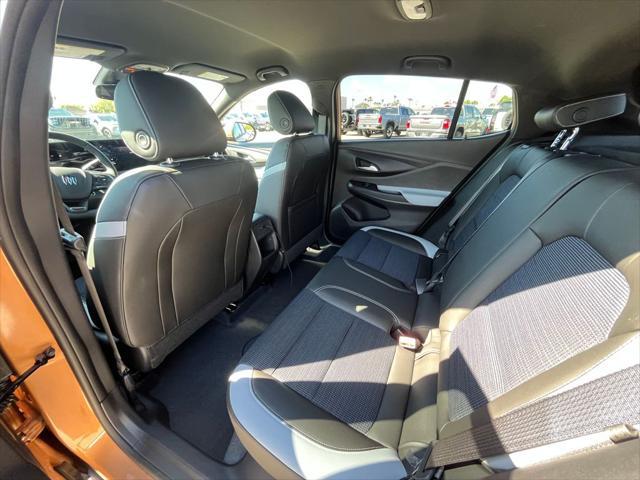 new 2025 Buick Envista car, priced at $27,305
