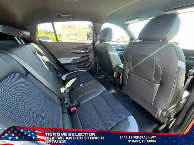 new 2025 Buick Envista car, priced at $26,555