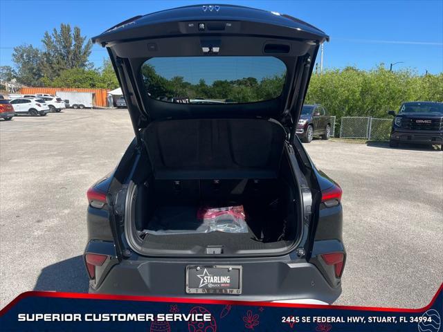 new 2025 Buick Envista car, priced at $26,346