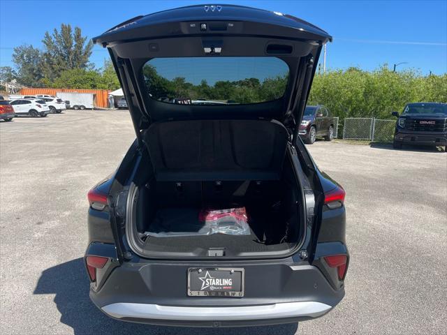 new 2025 Buick Envista car, priced at $26,346