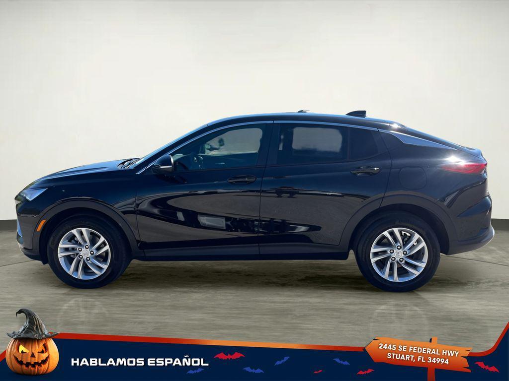 new 2025 Buick Envista car, priced at $21,600