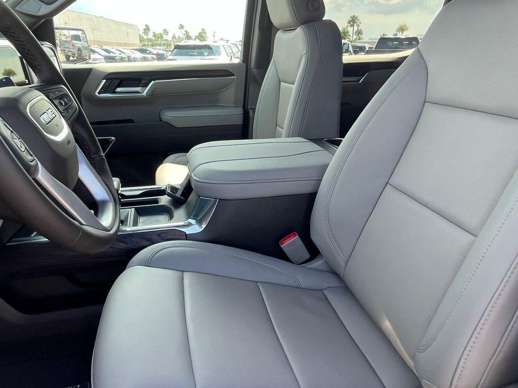 new 2025 GMC Sierra 1500 car, priced at $53,807