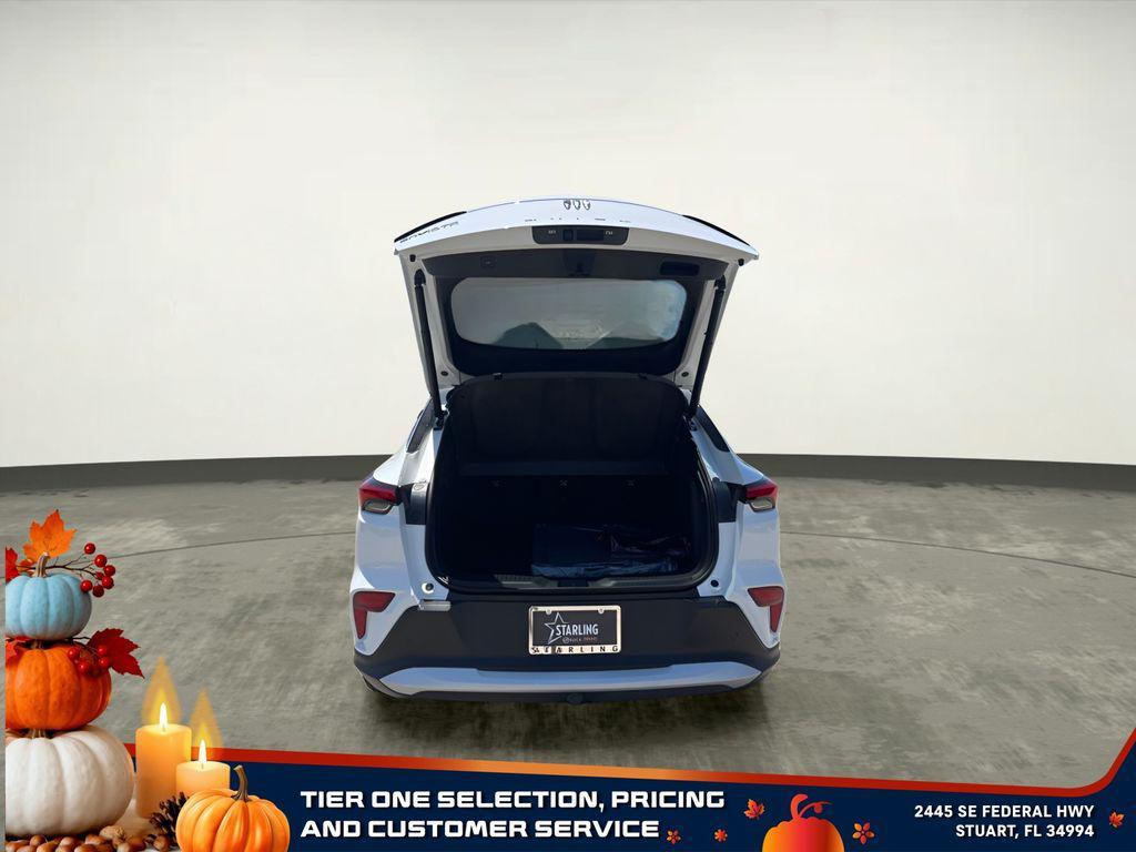 new 2025 Buick Envista car, priced at $21,430