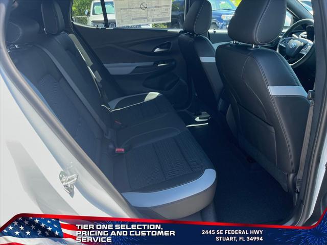 new 2025 Buick Envista car, priced at $25,966