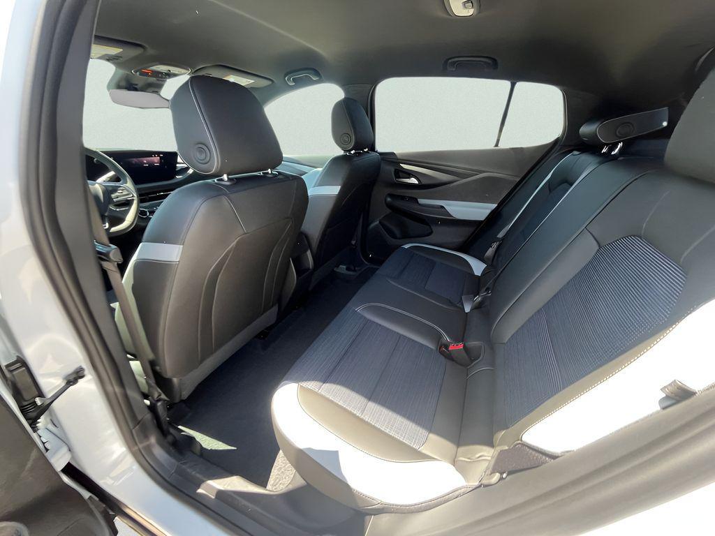 new 2025 Buick Envista car, priced at $23,380