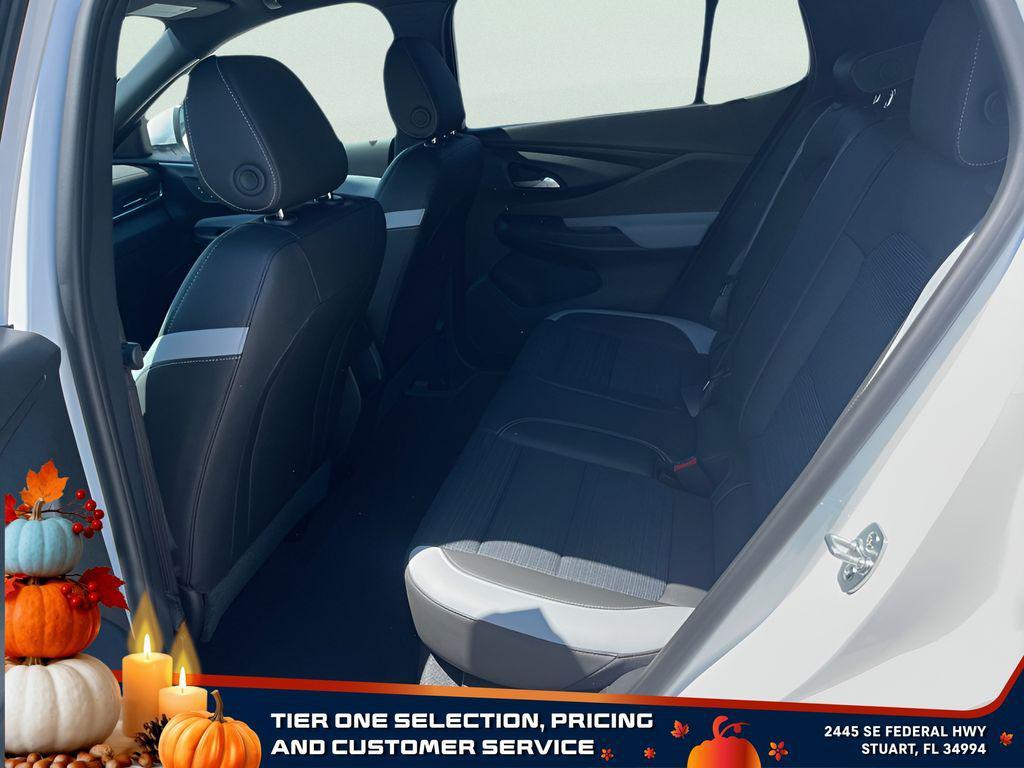 new 2025 Buick Envista car, priced at $21,430