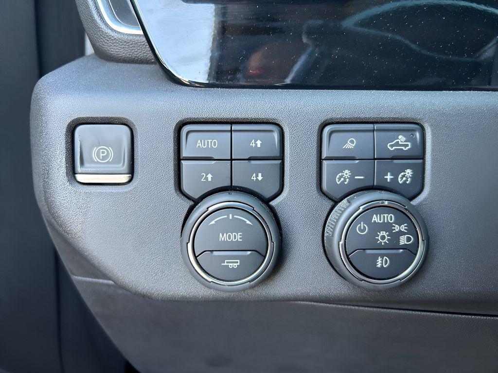 used 2022 Chevrolet Silverado 1500 car, priced at $43,455
