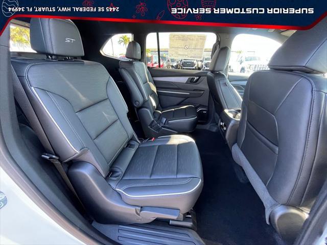 new 2025 Buick Enclave car, priced at $50,269