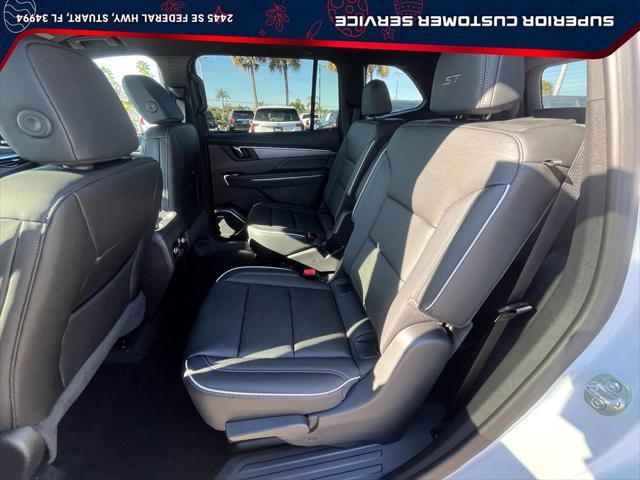 new 2025 Buick Enclave car, priced at $50,269