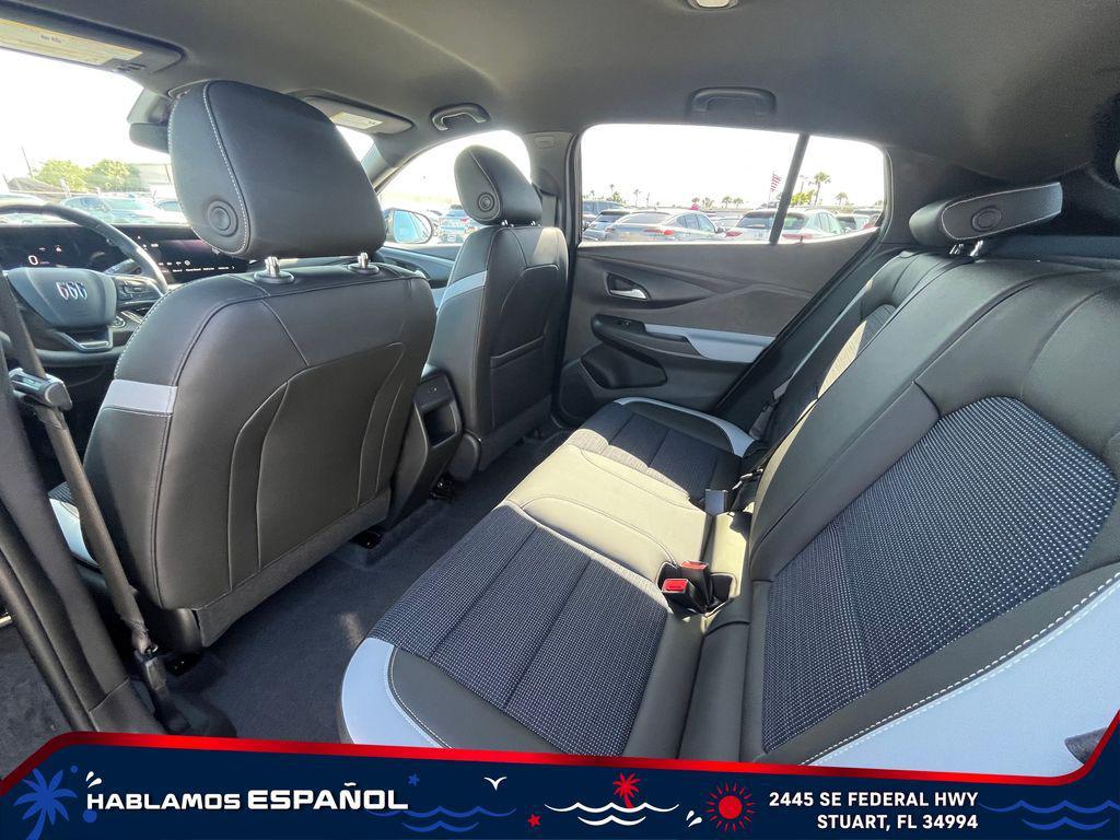 new 2025 Buick Envista car, priced at $24,065