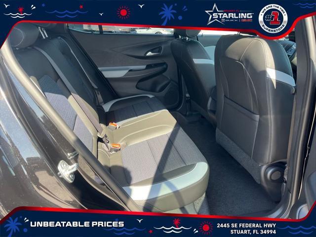 new 2025 Buick Envista car, priced at $26,592