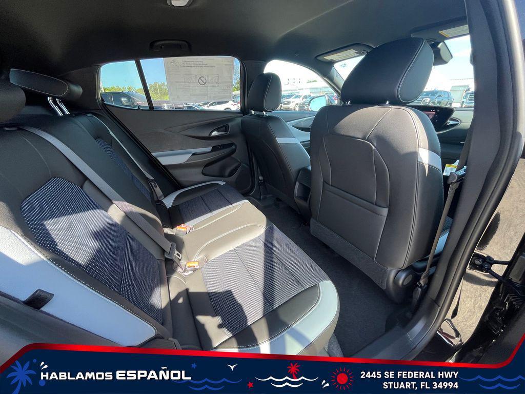 new 2025 Buick Envista car, priced at $24,065
