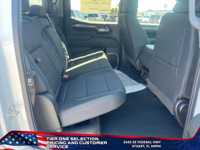 new 2025 GMC Sierra 1500 car, priced at $40,021