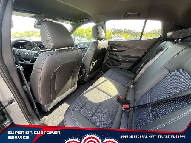 new 2025 Buick Envista car, priced at $26,498