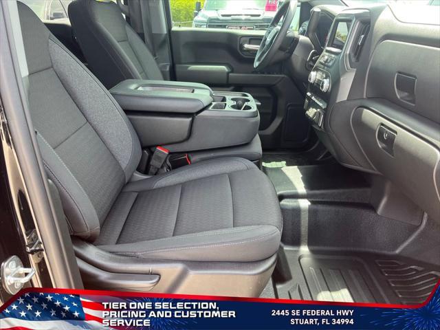 new 2025 GMC Sierra 1500 car, priced at $41,266