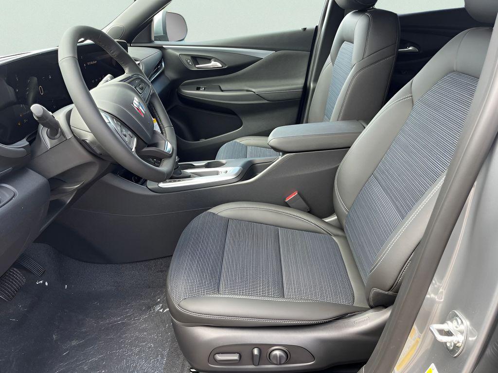 new 2025 Buick Envista car, priced at $24,625